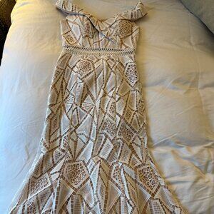 JARLO Off-Shoulder Lace Overlay Mermaid Dress – Size 6